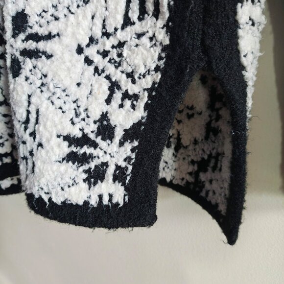 MOTH by ANTHROPOLOGIE Alaskan Half Zip Sweater - Picture 7 of 12